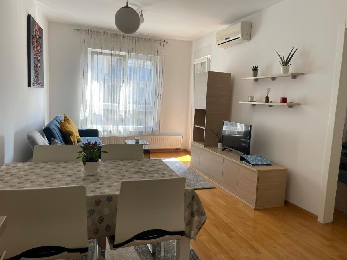 Apartment Jelena *